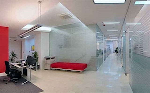 Erste bank, Branch office Lovretski Dvori