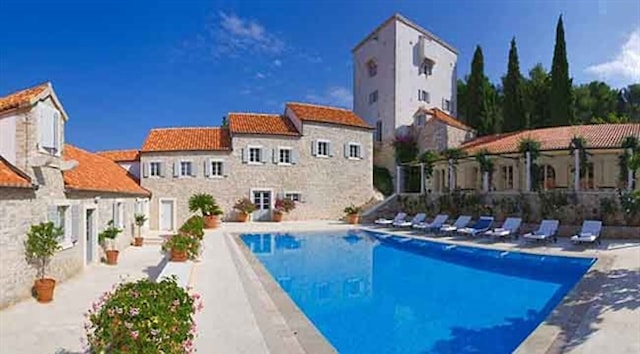 Martinis Marchi Hotel, Maslinica, otok Šolta