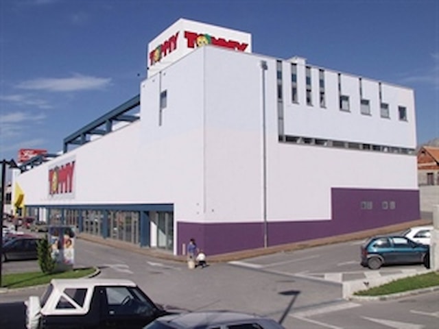 Tommy Franck, Sales Shopping Centre in Solin