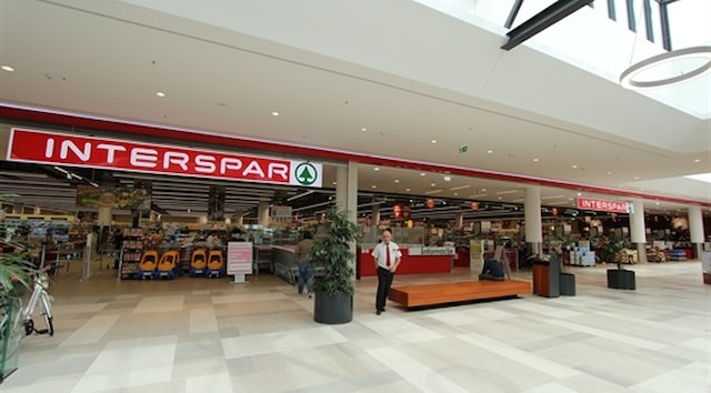 Shopping centre Supernova Zagreb