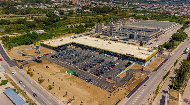 Shopping centre STOP SHOP, Kaštel Sućurac