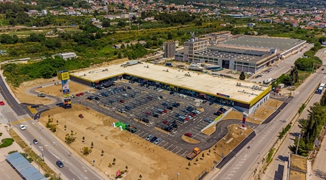 Shopping centre STOP SHOP, Kaštel Sućurac