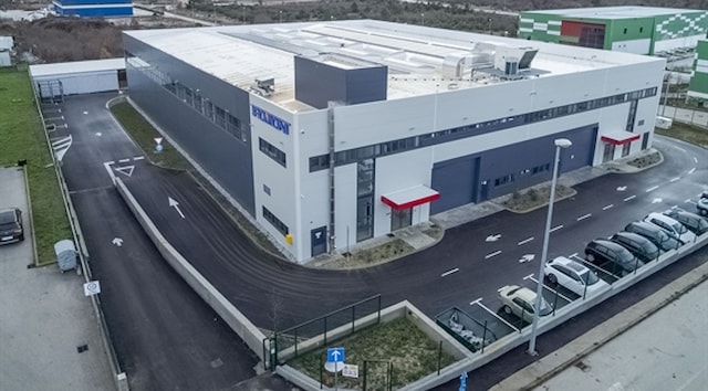 Production and business facility of the company TROMONT, Čaporice