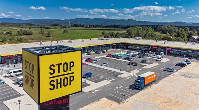 Shopping centre STOP SHOP, Gospić